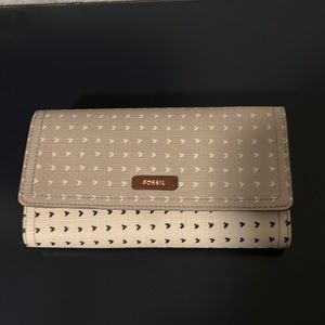 Fossil wallet